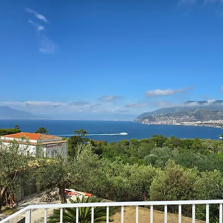 Maison Regina Giovanna - A Window To The Paradise Apartment